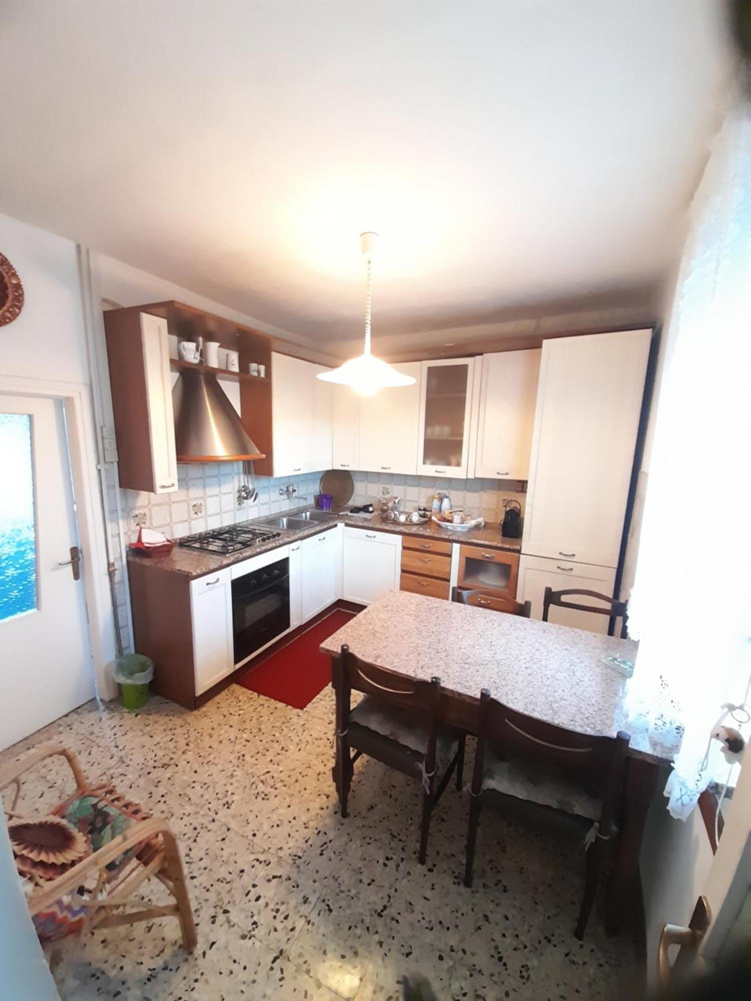 לינה וארוחת בוקר Castelveccana Nonna Anita מראה חיצוני תמונה